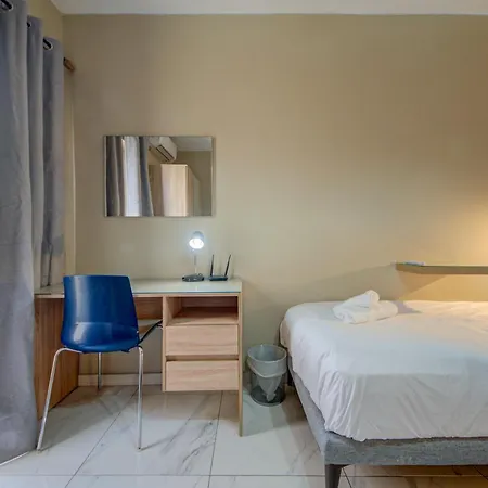 Lägenhet Modern 3-bedroom With Balcony, Wifi & Ac San Ġwann