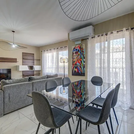 Modern 3-bedroom With Balcony, Wifi & Ac San Ġwann